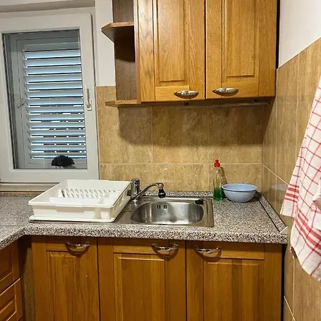 Daire Spacious With 2 Bathrooms, Near And Center