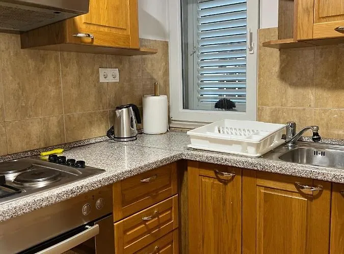 Apartamento Spacious With 2 Bathrooms, Near And Center