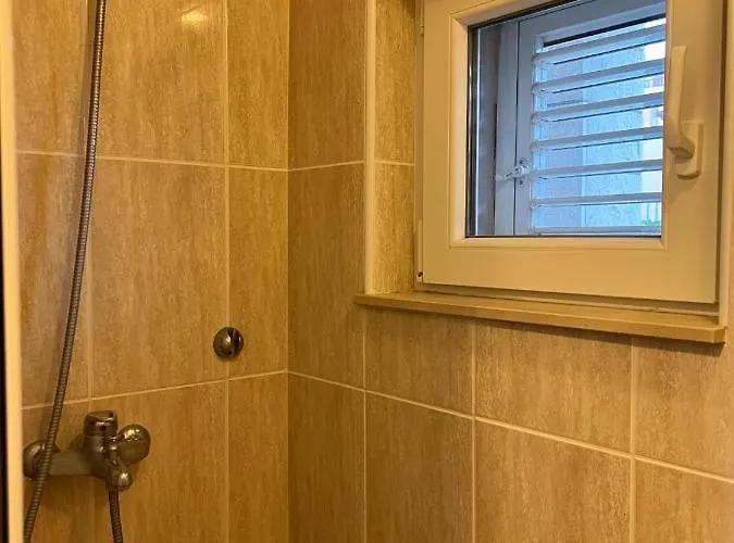 Apartamento Spacious With 2 Bathrooms, Near And Center